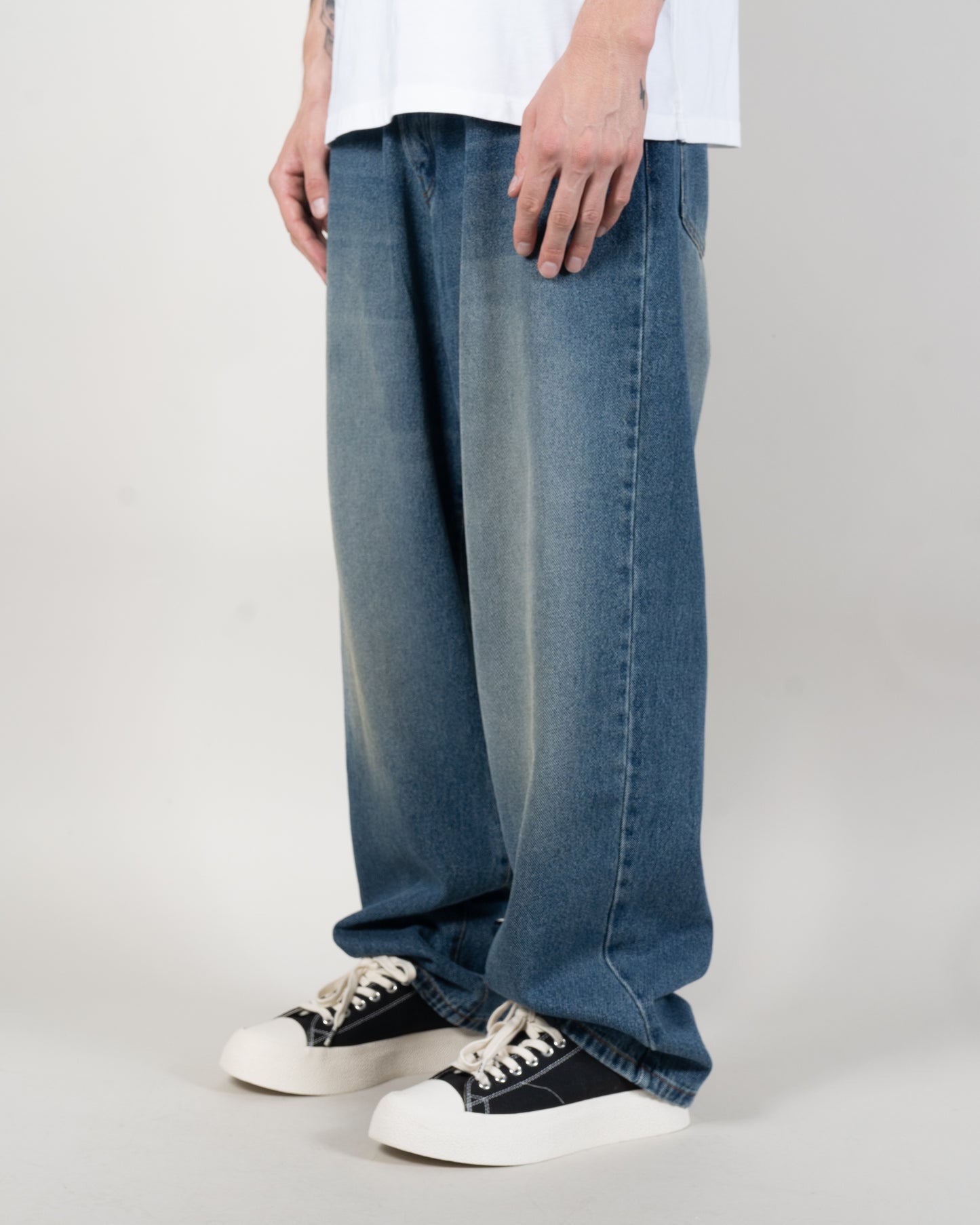DRS ARCH PANT (WASHED DENIM)