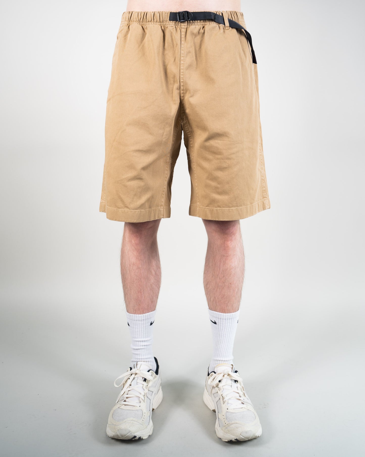 G-SHORT (TAN)